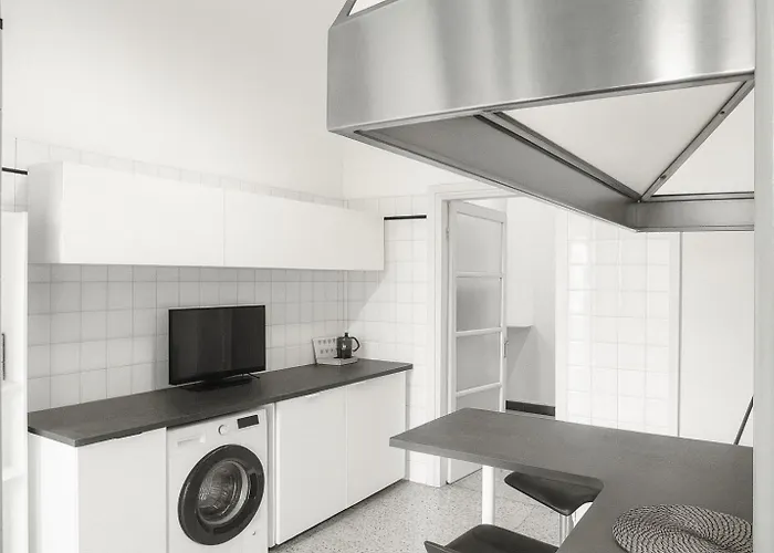 Central City Apartment Apartment *